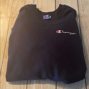 Champion pullover - medium ; navy